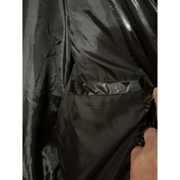 Boohoo Man red white black striped zippered puffer jacket size medium - Picture 4 of 4